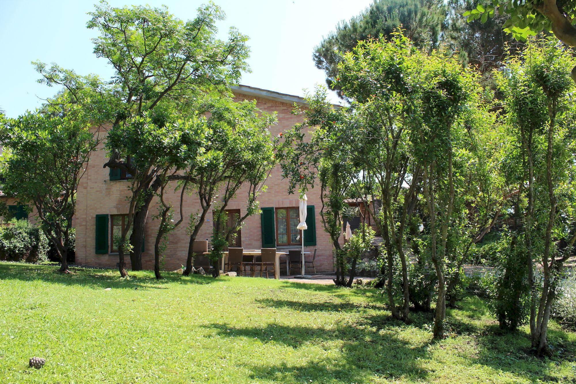 Villa Agostoli Siena Bagian luar foto