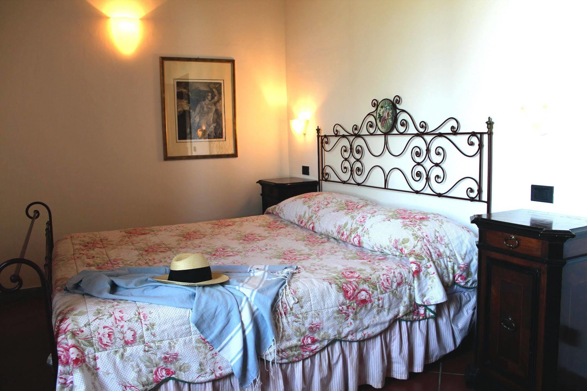 Villa Agostoli Siena Bagian luar foto